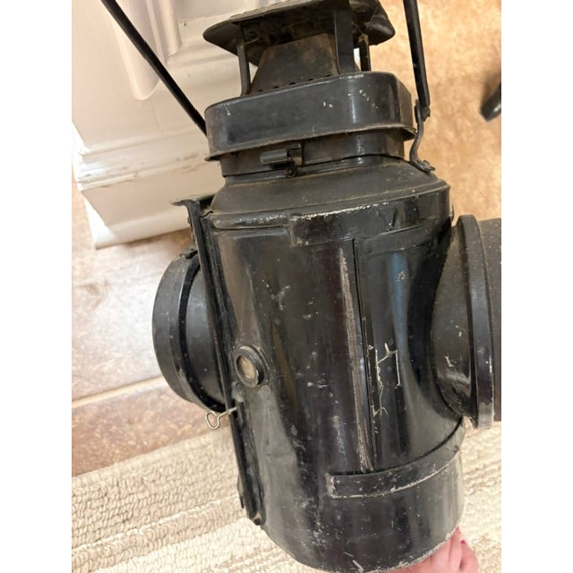 Industrial Early 19th Century Adams and Westlake "Adlake" Non-Sweating Caboose or Switch Lantern For Sale - Image 3 of 4