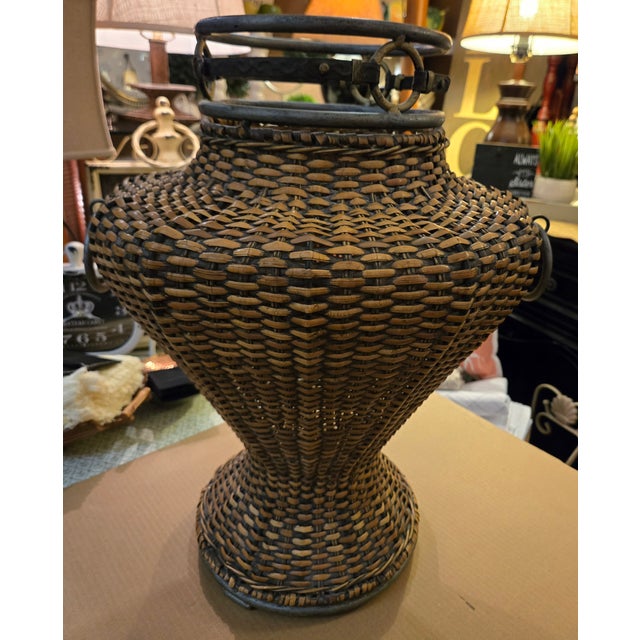 Large Vintage Woven Rattan Floor Vase With Metal Accent For Sale In Saint Louis - Image 6 of 7