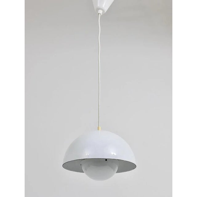 1960s White Flowerpot Pendant Lamp by Verner Panton for Louis Poulsen, 1969 For Sale - Image 5 of 11