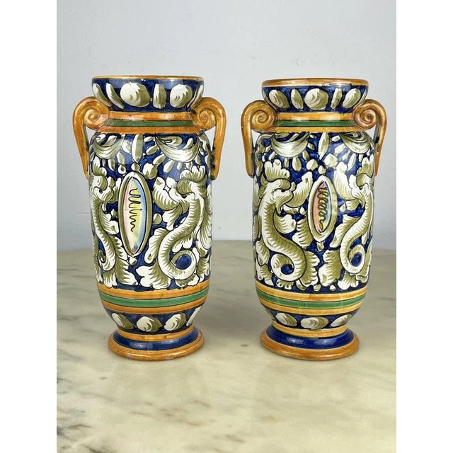 Painted and Handmade Ceramic Amphoraes of Caltagirone, 1980s, Set of 2 For Sale - Image 9 of 9