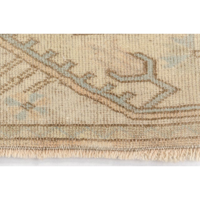 1960s Neutral Minimalist Decor Oushak Rug For Sale - Image 10 of 12