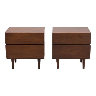 America of Martinsville Flat Front Walnut Nightstands - a Pair For Sale