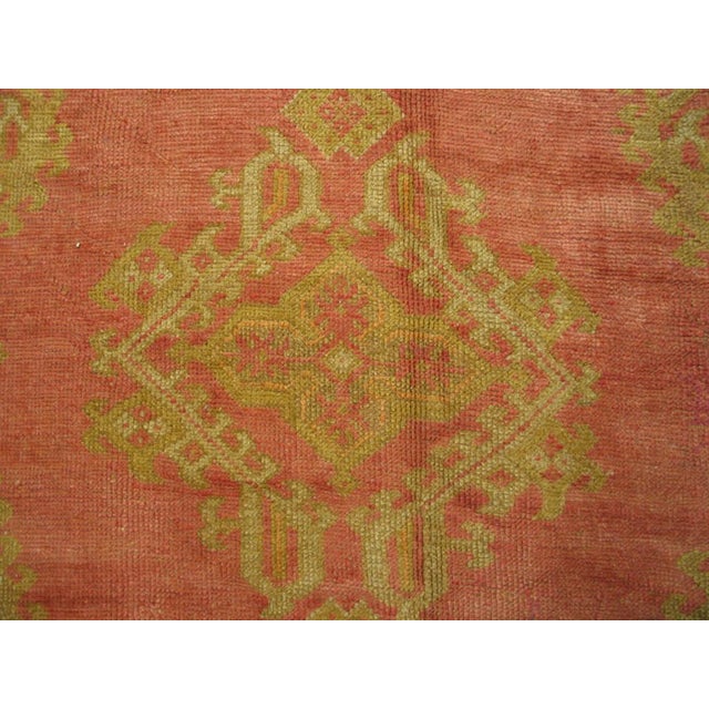 1930s Rose Tribal Large Scale Antique Turkish Oushak Rug 13'2" X 21'2" Handknotted Wool Carpet For Sale - Image 4 of 6