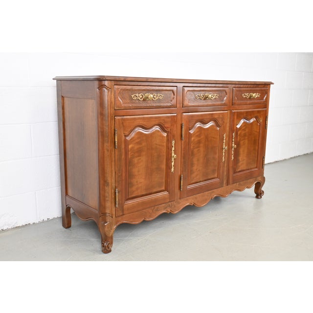 Take advantage of the lowest prices on the market for newly refinished vintage and antique pieces. We are closing our shop...
