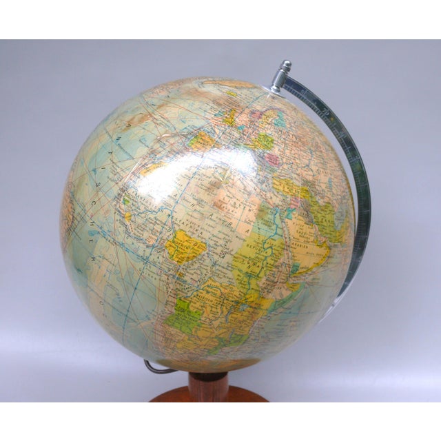 Illuminated Political Terrestrial and Celestial Globes from Räth, 1950s, Set of 2 For Sale - Image 16 of 18