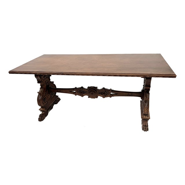 20th Century Renaissance Carved Walnut Dining Table For Sale