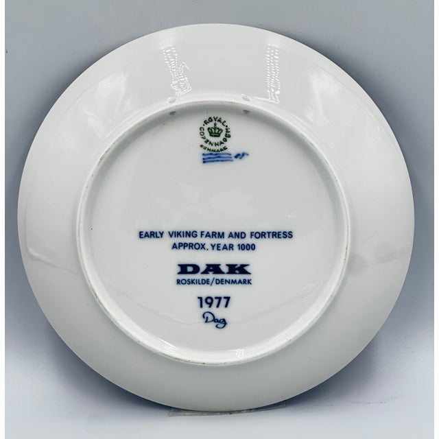 Mid-Century Modern Dak Viking Royal Copenhagen Roskilde Denmark Annual 1977 Plate For Sale - Image 3 of 7