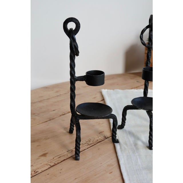 1960s Vintage Black Metal Candlesticks in Twisted Wrought Iron, 1960s, Set of 2 For Sale - Image 5 of 7