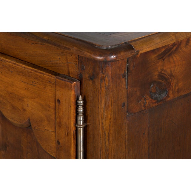 French Provincial 19th Century French Louis XV Style Oak Sideboard Enfilade Buffet For Sale - Image 3 of 12
