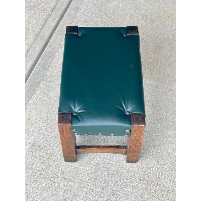 1900 - 1909 Early 20th century Mission, Arts and Crafts Oak Footstool For Sale - Image 5 of 7