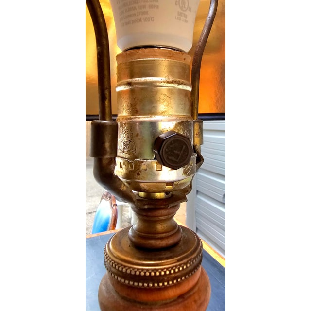 1930s Vintage Neoclassical Wooden Doric Column Table Lamp For Sale - Image 5 of 7