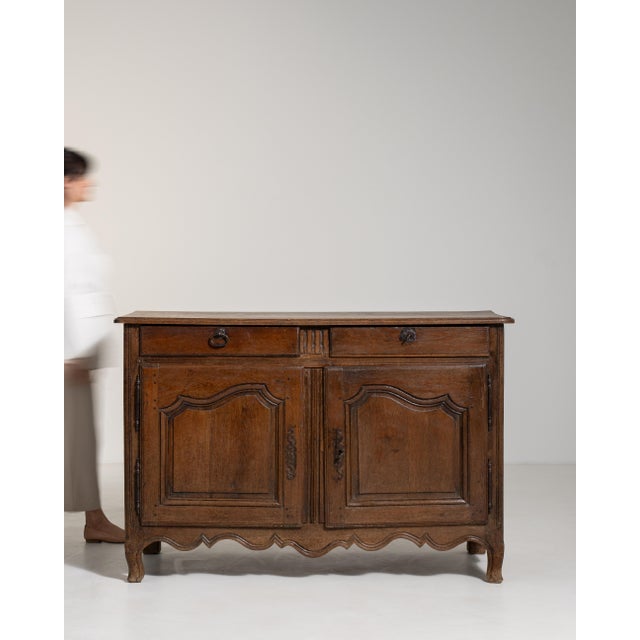 Early 19th Century Louis XV Oak Buffet in Original Patina For Sale - Image 14 of 17