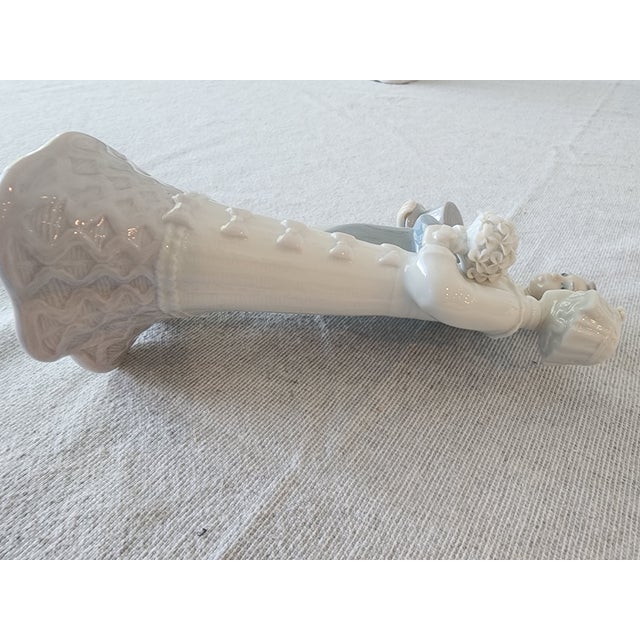 Lladro Llardi "Wedding Bride and Groom" #4808 Porcelain Figurine Made in Spain. Retired 2005. For Sale - Image 4 of 5
