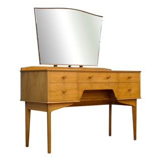 Dressing Table in Walnut by Alfred Cox for Heals, 1950s For Sale