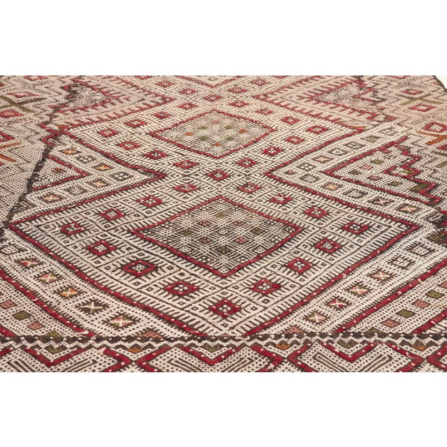 Late 20th Century Vintage Zemmour Moroccan Kilim Rug, 03'06 X 21'03 For Sale - Image 5 of 10