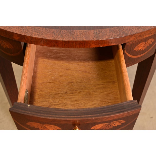 Wood Baker Furniture Federal Inlaid Mahogany Tea Table or Occasional Side Table For Sale - Image 7 of 12