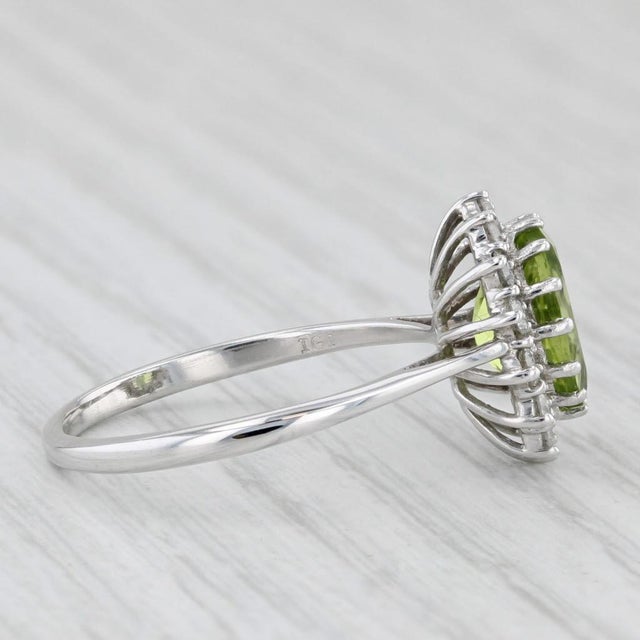 Metal 2.55ctw Peridot Diamond Halo Ring 14k White Gold Size 8.5 For Sale - Image 7 of 8