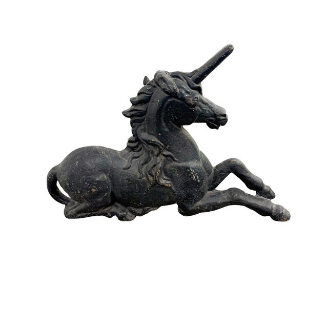 Antique English Cast Iron Lion and Unicorn Boot Scrapers, 1890s, Set of 2 For Sale - Image 3 of 9