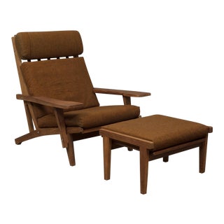 Hans Wegner Ge 375 Lounge Chair & Foot Stool For Sale
