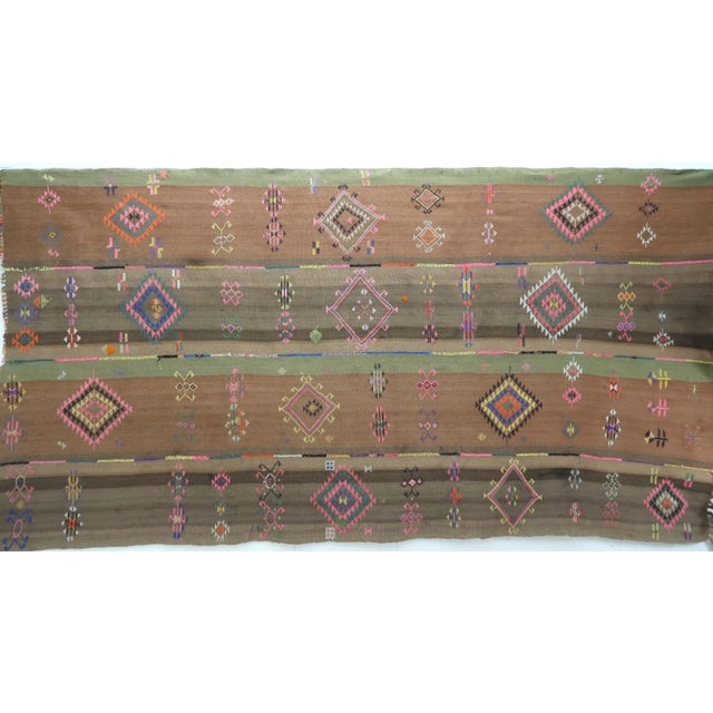 Beautiful vintage Turkish kilim made pure handspun wool and dyed naturally. Beautiful pastel colours. this vintage Cicim...