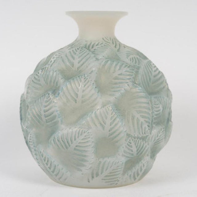 Ormeaux Vase in Opalescent Glass by René Lalique, 1926 For Sale - Image 4 of 6