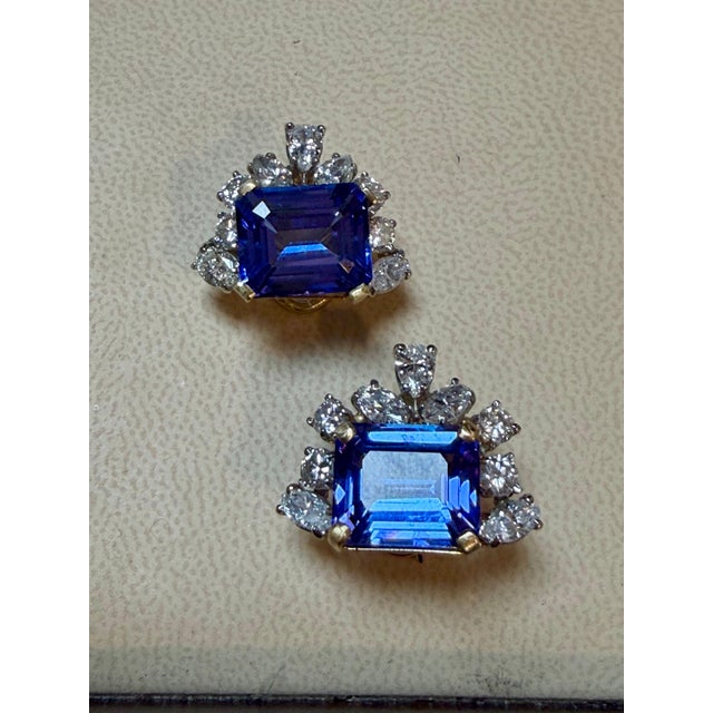 Metal 13 Carat Emerald Cut Tanzanite & 5 Carat Diamond 18 Karat Two Tone Gold Earring For Sale - Image 7 of 8