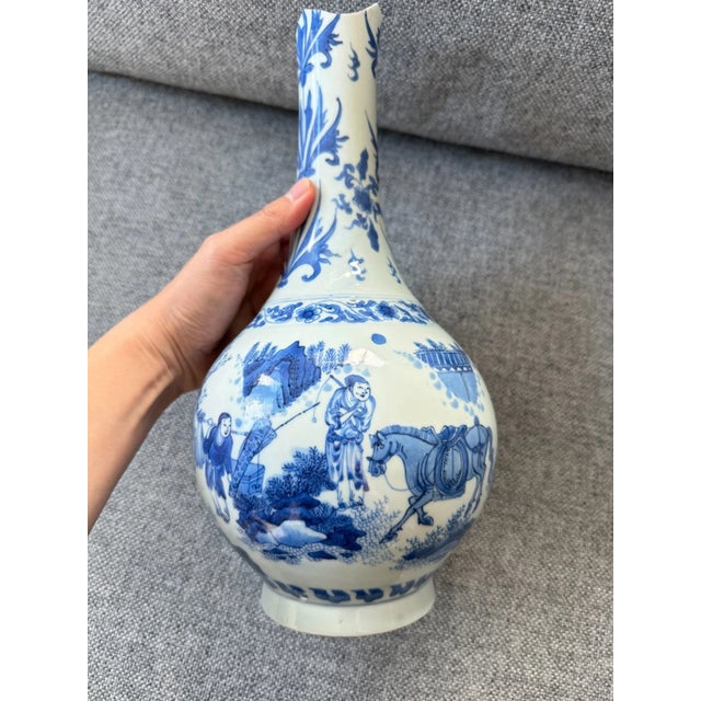 Important 17th Century Chinese Blue and White Figural Vase – Transitional Period – Scholars in Landscape – Rare Antique For Sale - Image 10 of 10