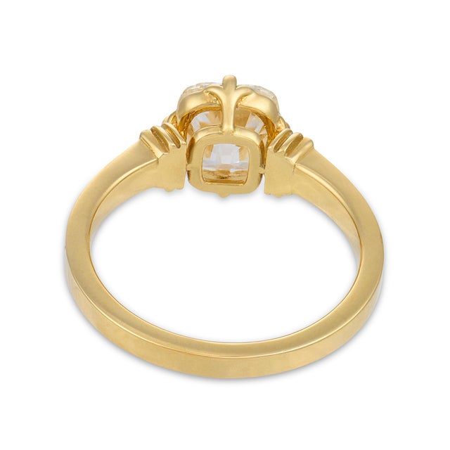Gia 2.02 Carat Old Mine Cut Diamond 18k Yellow Gold Engagement Ring, Size 6.5 For Sale In Los Angeles - Image 6 of 8