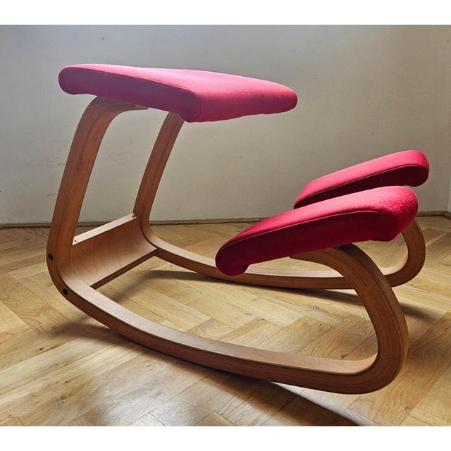 Mid-Century Balance Variable Knee Chair by Peter Opsvik for Stokke, Norway, 1980s For Sale - Image 9 of 11