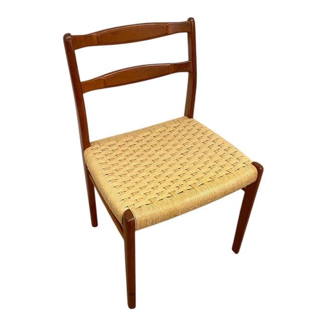 Wood 1970s Mid-Century Danish Modern Ladder-Back Dining Chair With Woven Paper Cord Seat For Sale - Image 7 of 10