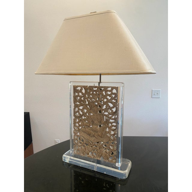 Balinese Carved Panel Table Lamp in Lucite Frame With Brass Hardware For Sale In Los Angeles - Image 6 of 9