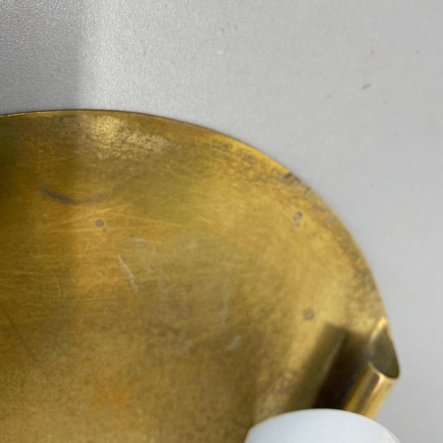 Minimalist Brass and Acrylic Glass Wall Light by Gio Ponti in the style of Stilnovo, Italy, 1950s For Sale - Image 12 of 18
