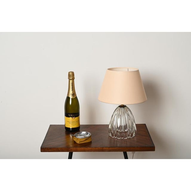 Murano Ribbed Glass and Brass Table Lamp with Pink Lampshade by Barovier, Italy, 1950s For Sale - Image 4 of 13
