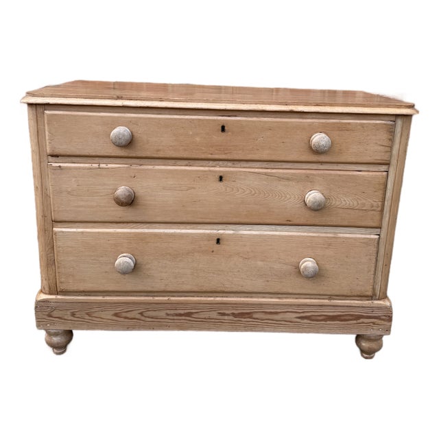 19th Century Pine Chest of Drawers For Sale