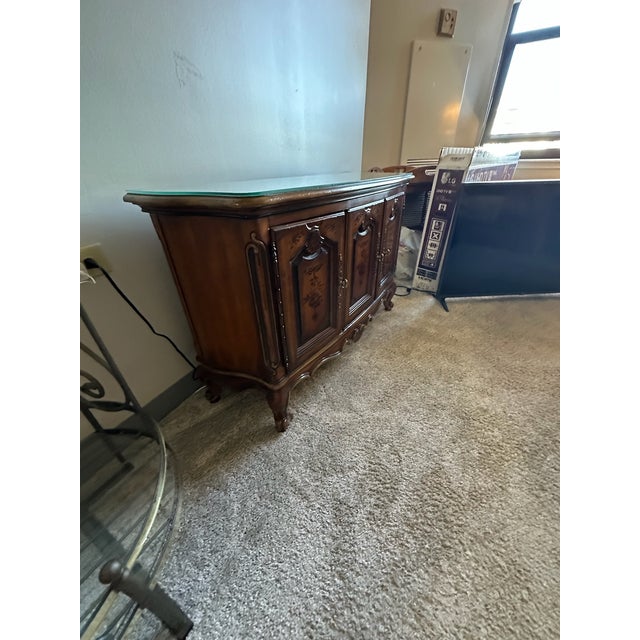 Wood Vintage Drexel Heritage Louis XV French Provincial Sideboard Cabinet For Sale - Image 7 of 7