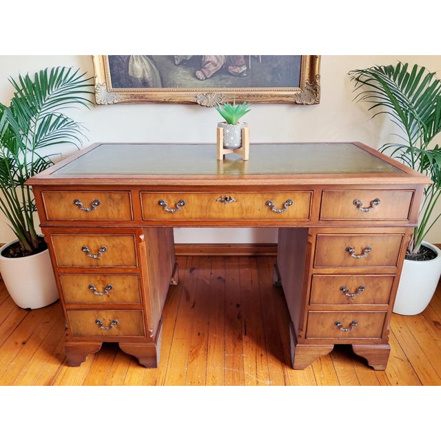 Antique Twin Pedestal Desk in Yew Wood with Leather Top, 1980s, in Flawless conditions. Designed 1980 to 1989