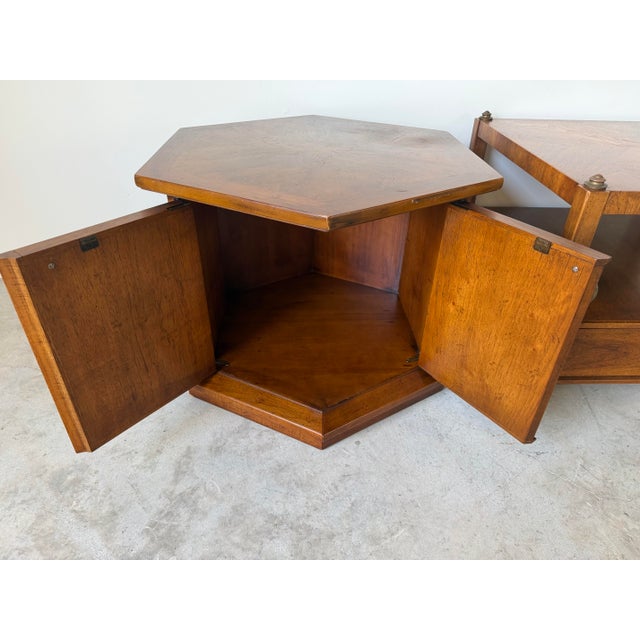 Brown Vintage Henredon Hexagonal and Square Accent End Tables With Brass Details – A Pair For Sale - Image 8 of 12
