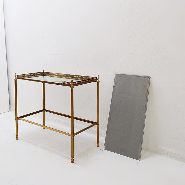 French Two-Tier Side Table with Eglomise Glass Mirror from Maison Jansen, 1950s For Sale - Image 10 of 16