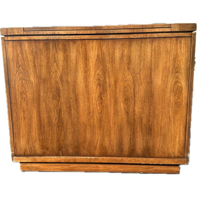 Vintage Drexel Heritage Accolade II Expandable Buffet Server For Sale - Image 9 of 10