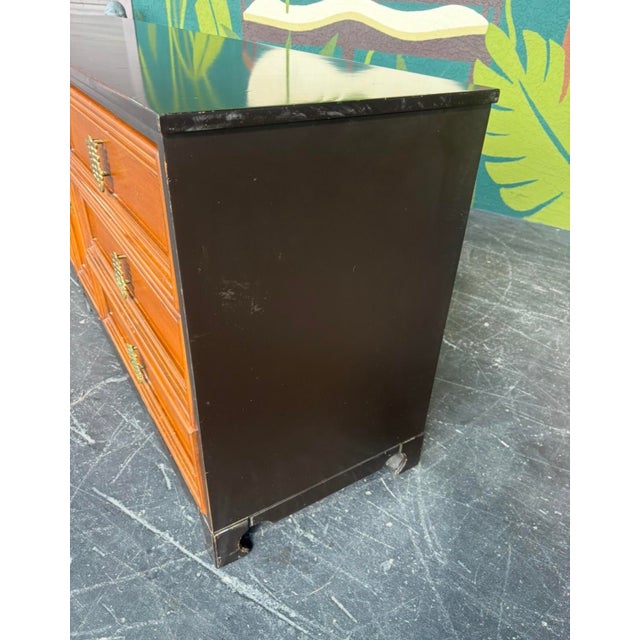 Hollywood Regency Chinoiserie Niner For Sale - Image 4 of 16