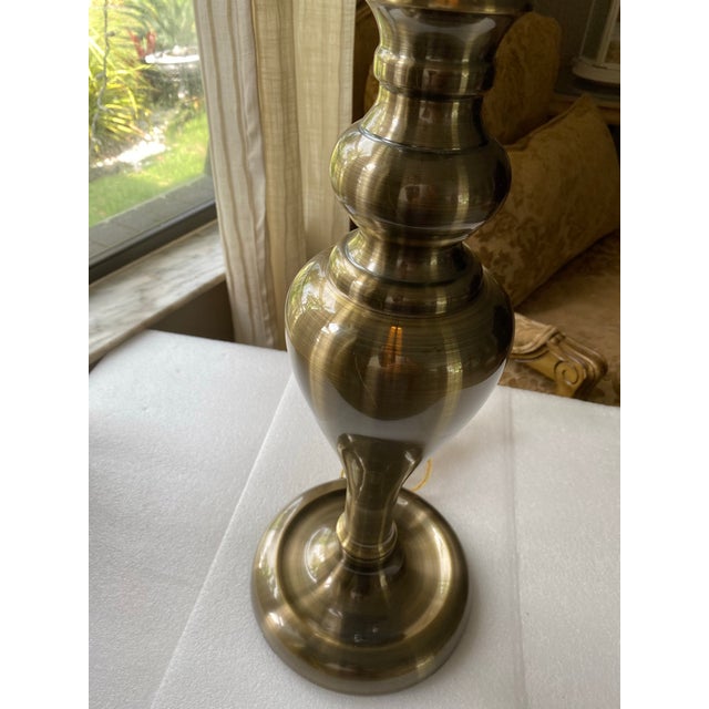 Vintage Brass Table Lamp With Green & Burgundy Damask Shade, Beaded Fringe, Ornate Traditional European Style, Decorative Accent Lighting For Sale - Image 10 of 12