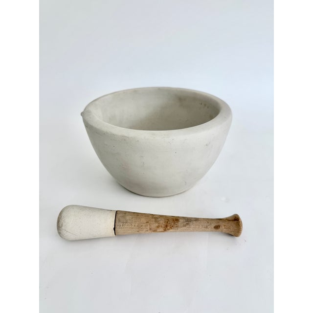 American Early 1900s Standard Trenton Mortar & Pestle For Sale - Image 3 of 7