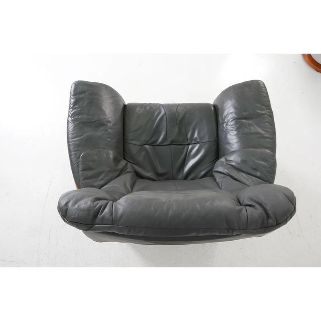 Late 20th Century Ekornes Leather Eldorado Lounge Chair & Ottoman For Sale - Image 10 of 16
