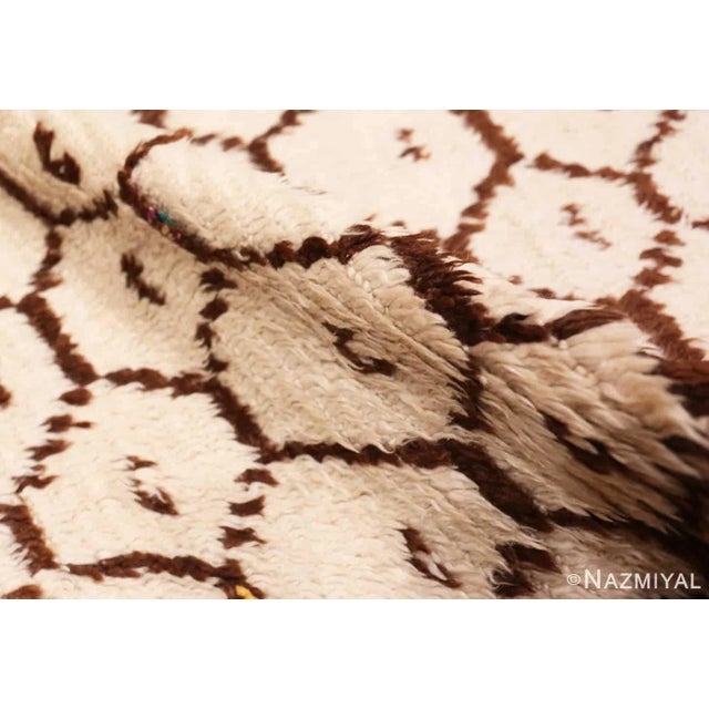 Mid 20th Century Nazmiyal Collection Vintage Beni Ourain Moroccan Berber Shag Area Rug For Sale - Image 5 of 6