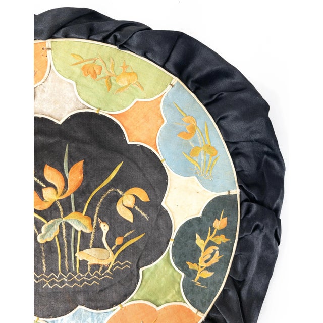Chinese 19th Century Fine Chinese Silk Embroidered Round Pillow Case Cover For Sale - Image 3 of 11