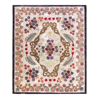 Marvelous Ivory Ground Color and Adorable Details Floral-Medallion Desing Antique American Hooked Rug For Sale