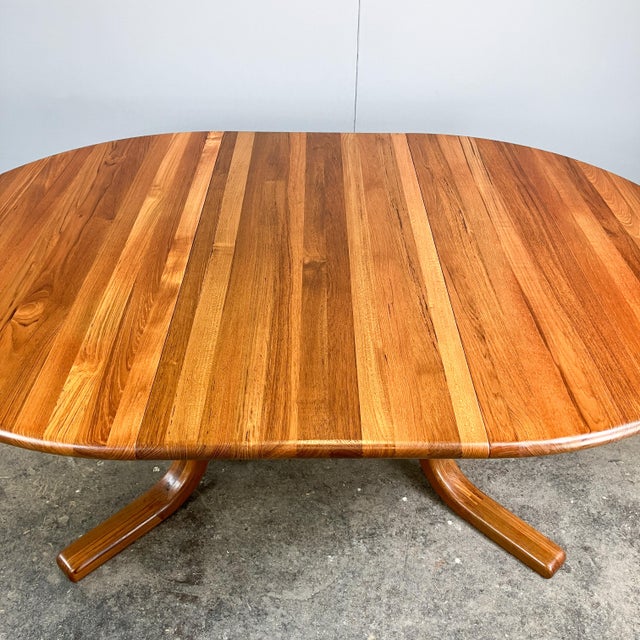 Extendable Dining Table in Teak by Mikael Laursen for A/S Mikael Laursen, 1960s For Sale - Image 4 of 14