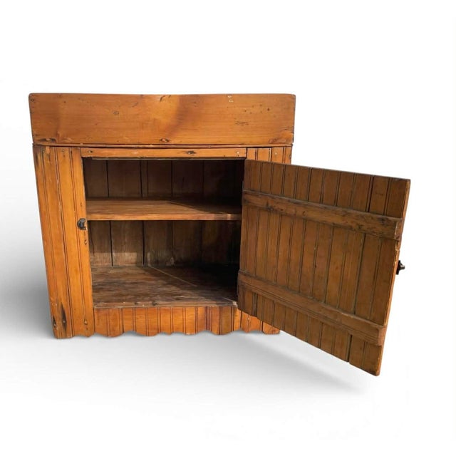 Brown Antique - Late 19th Century - Beadboard Dry Sink For Sale - Image 8 of 18