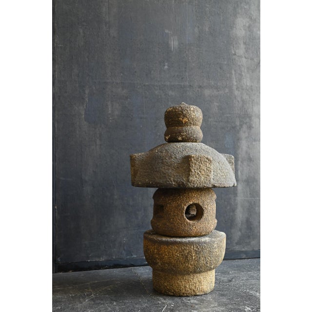 Antique Japanese Granite Stone Lantern / Taisho-Showa Era / Garden Ornament For Sale - Image 16 of 17