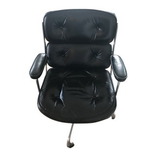 1970s Charles Eames for Herman Miller Early Time Life Black Leather Executive Chair For Sale